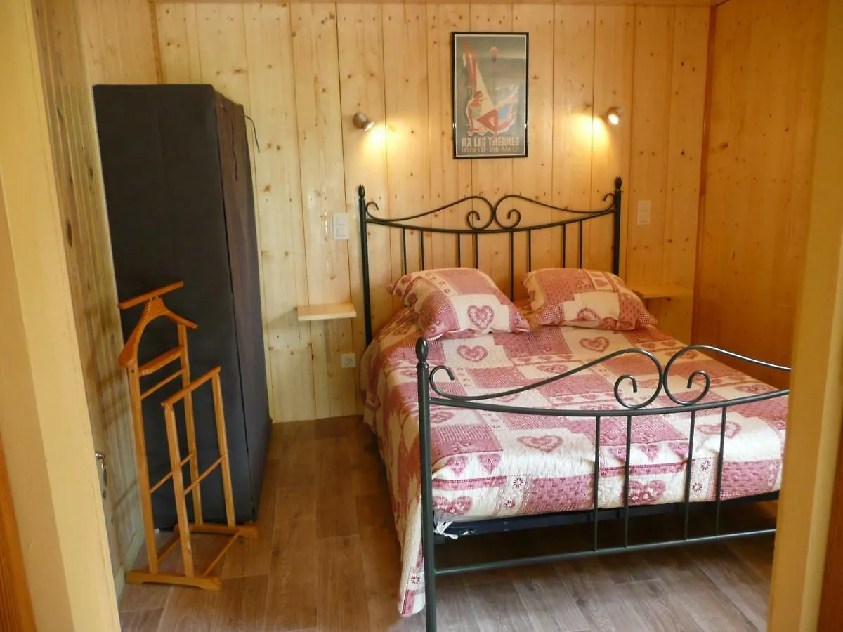 La Laurence Hotel Campan Guest house